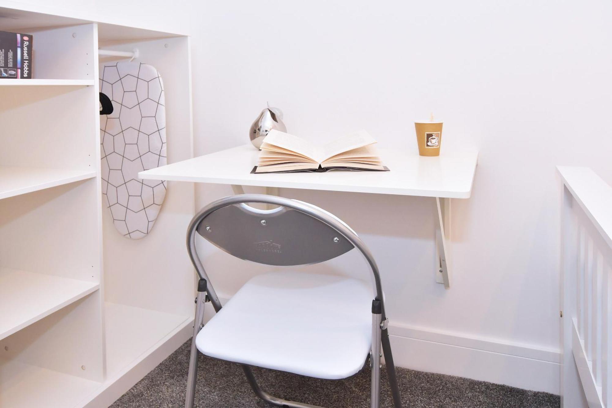 Townhouse @ Henry Street Crewe Hotell Exteriör bild